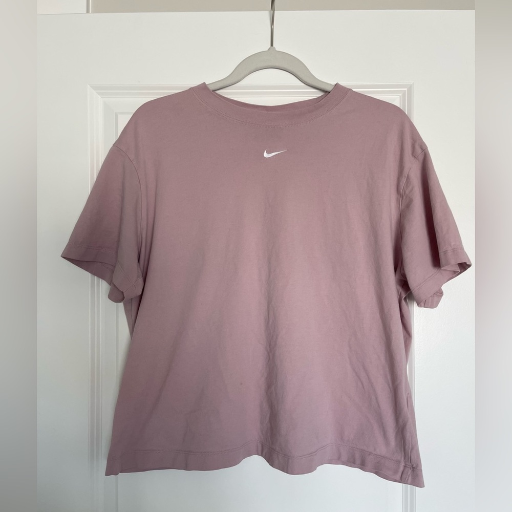 Nike Essentials Boxy T-Shirt